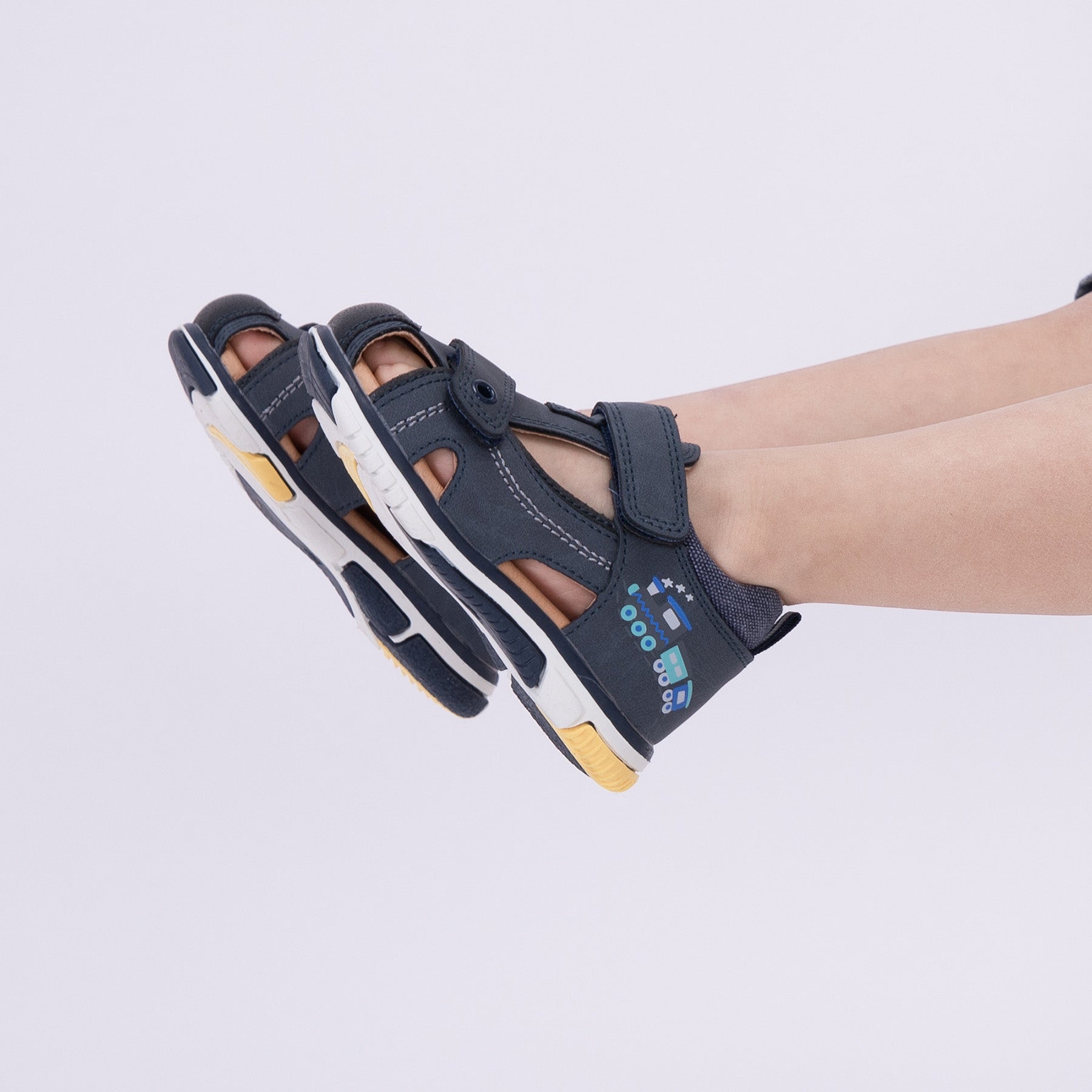 Apakowa Toddler Boys Sandals with Arch Suppoer BSD1021-navy